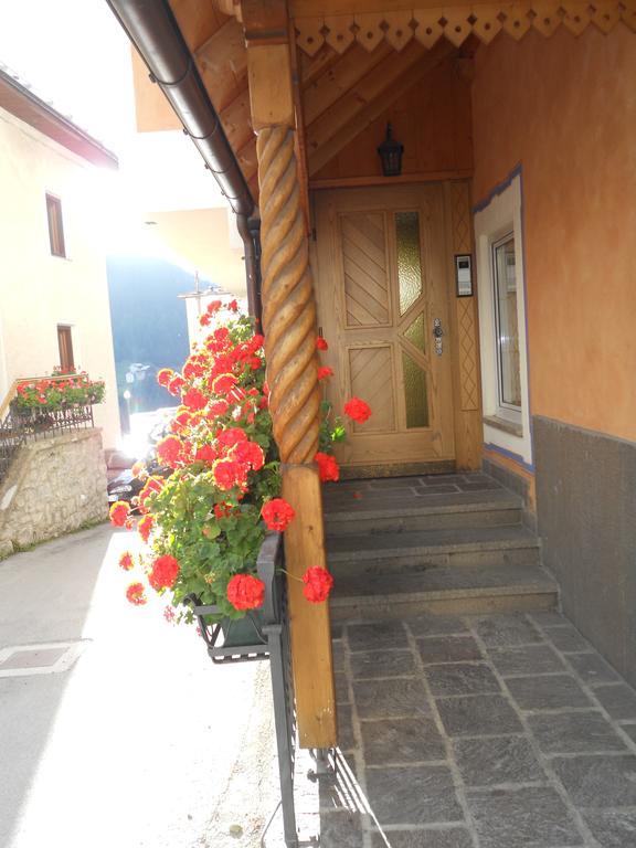 Albergo Alpino Арабба Экстерьер фото